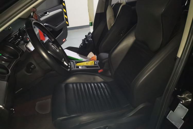 Used Volkswagen Magotan 2017 330TSI DSG Leading Model Left Front Seat