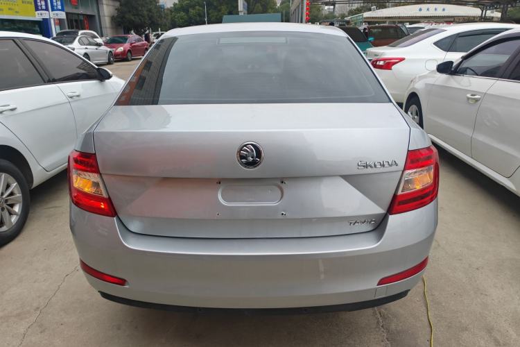 Used Skoda Octavia 2015 1.6L Automatic Yijie Edition