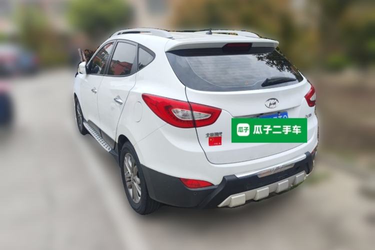 Used Hyundai ix35 2013 2.0L Automatic Two-Wheel Drive Smart GLS China IV Standard Rear Left 45 Deg