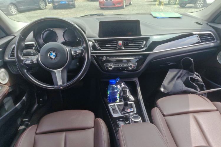 Used BMW 1 Series 2021 120i M Sport Night Edition Center Console