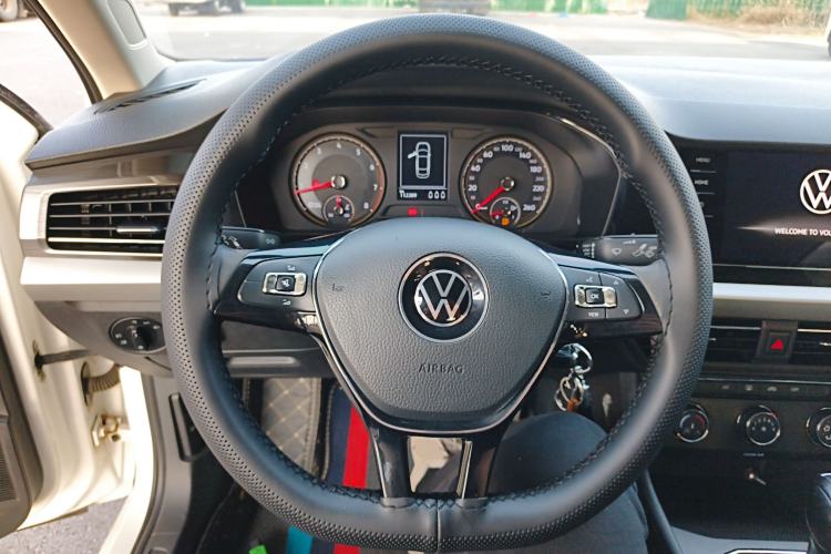Used Volkswagen Lavida 2021 1.5L Automatic Comfort Edition Steering Wheel