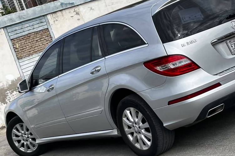 Used Mercedes-Benz R-Class 2011 R 350 L 4MATIC