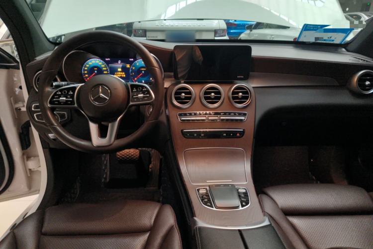 Used Mercedes-Benz GLC 2021 GLC 260 L 4MATIC Luxury Model

