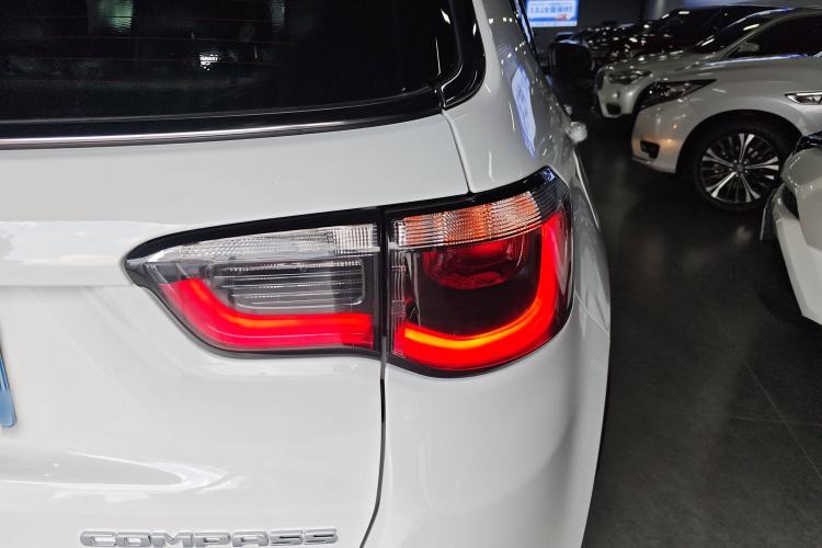 Used Jeep Compass 2019 220T Automatic Family Edition