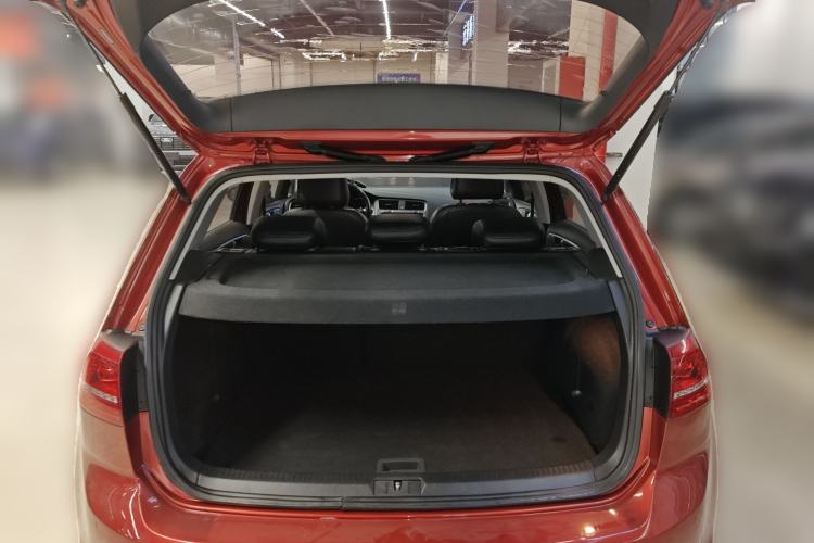 Used Volkswagen Golf 2016 230TSI Automatic Comfort Version
