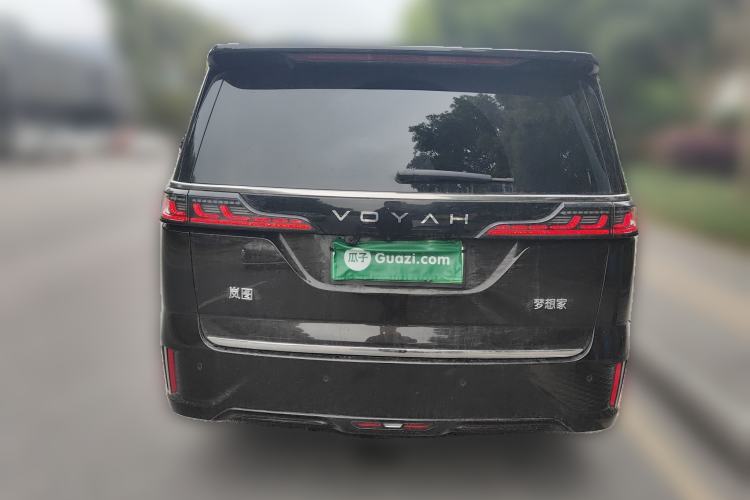 Used VOYAH Dream 2025 PHEV Four-Wheel Drive Prestige Kunpeng Edition
