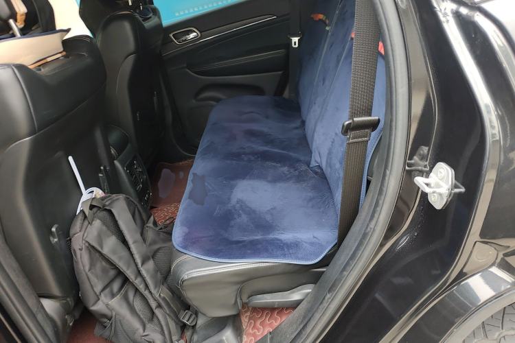 Used Jeep Grand Cherokee 2016 3.0L Comfort Navigation Edition Left Rear Seat