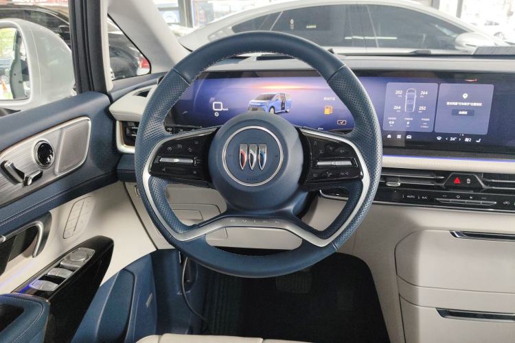 Used Buick Century 2023 2.0T Seven-Seater Yinshi Edition Steering Wheel