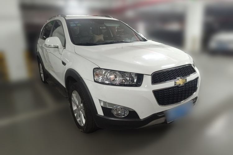 Used Chevrolet Captiva 2014 2.4L 4x4 Flagship Edition 7 Seats
