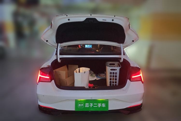 Used Hyundai Elantra 2021 1.5L CVT LUX Prestige Edition Trunk