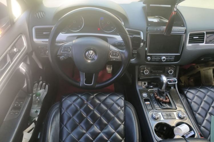 Used Volkswagen Touareg 2017 3.0 TSI Expedition Edition Steering Wheel