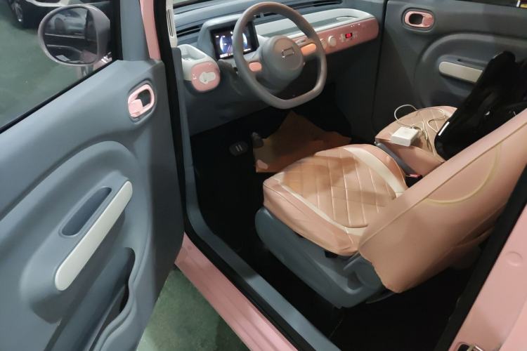 Used Bestune Pony 2025 222km Lightning Horse Driver Seat