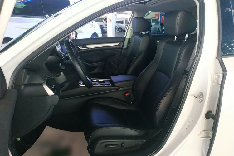 Used Honda Accord 2018 260TURBO Elite Edition China VI Left Front Seat