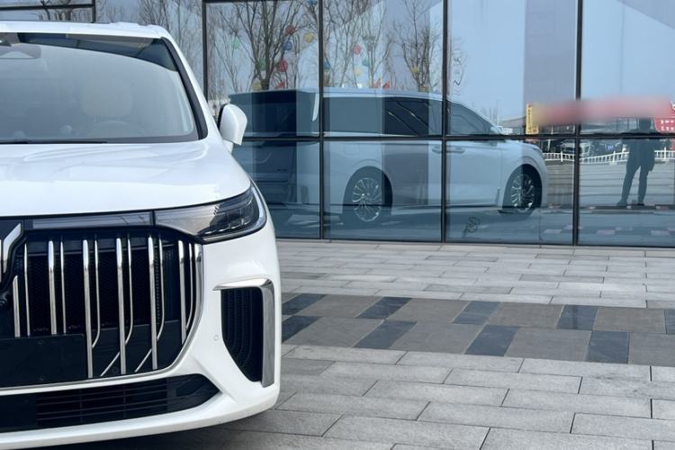 Used VOYAH Dream 2024 PHEV Ultra-Long Range Flagship Edition
