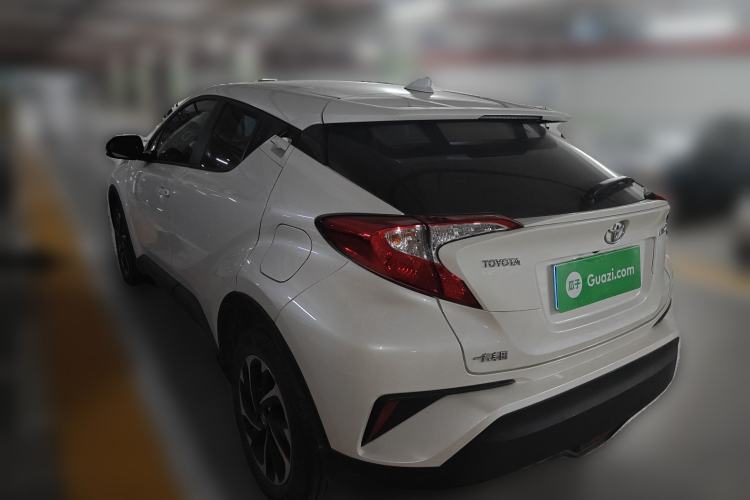 Used Toyota IZOA 2020 2.0L Enjoy Edition
