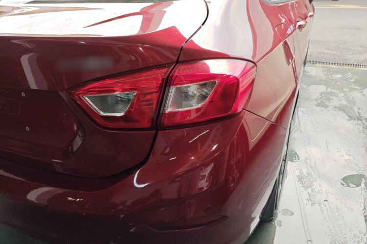 Used Chevrolet Cruze 2017 1.5L Automatic Pioneer Sunroof Edition Right Rear Taillight