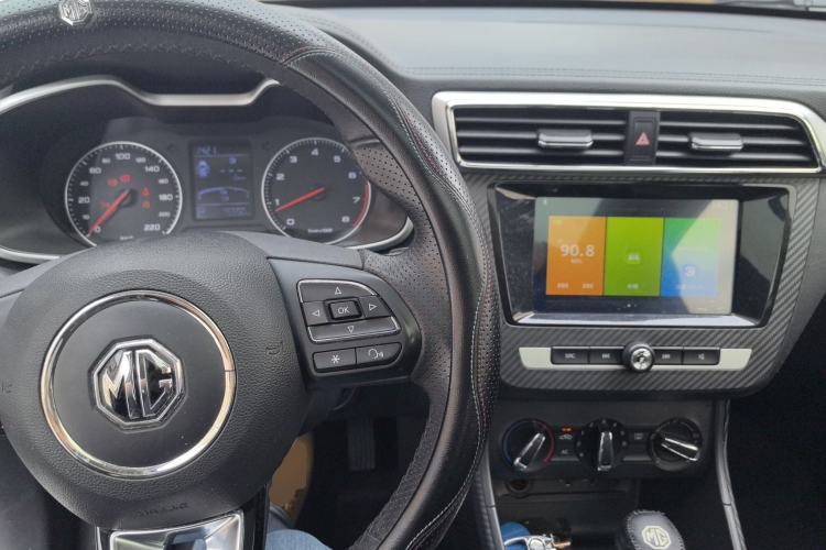 Used MG ZS 2018 1.5L Automatic Luxury Edition China V Standard