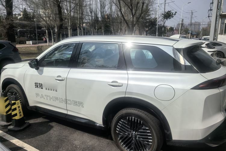 Used Nissan Pathfinder 2024 380 VC-TURBO Four-Wheel Drive Intelligent Driving Version 6 Seats Exterior 4