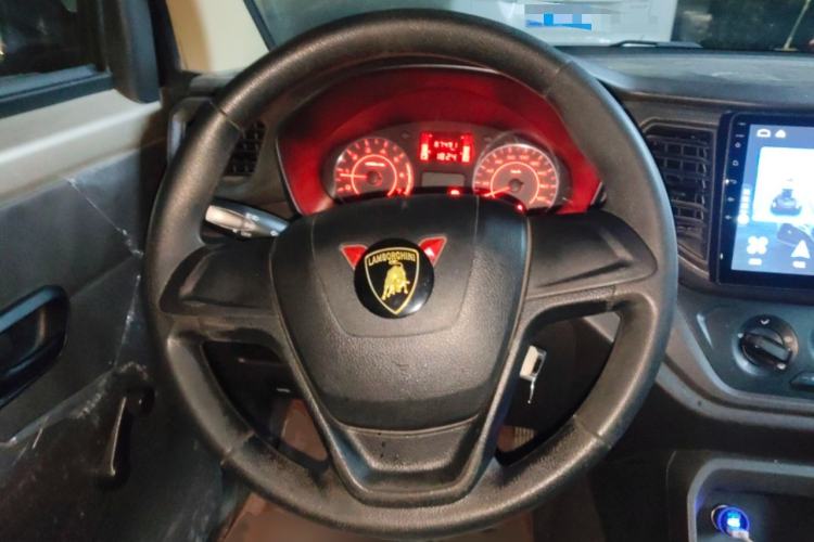 Used Wuling Hongguang V 2022 1.5L Jingqu Version Hydraulic Power Steering LAR