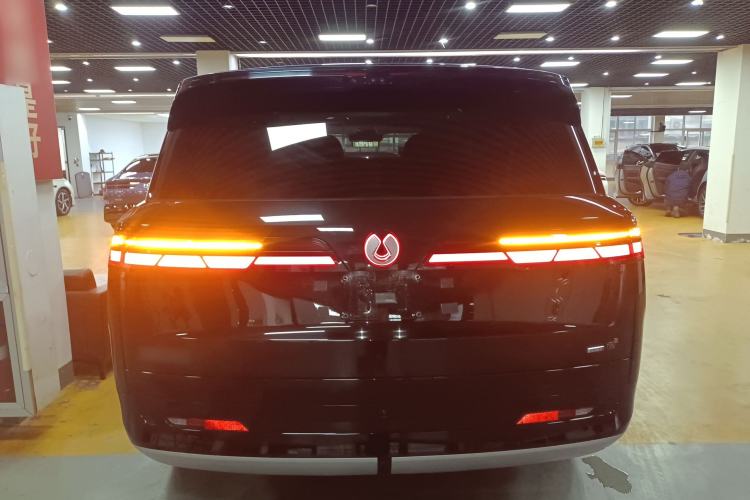 Used Denza N9 2025 Flagship Model