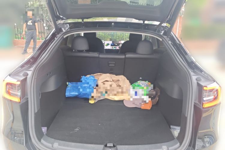 Used Tesla Model Y 2021 Long-Range All-Wheel-Drive Version Trunk