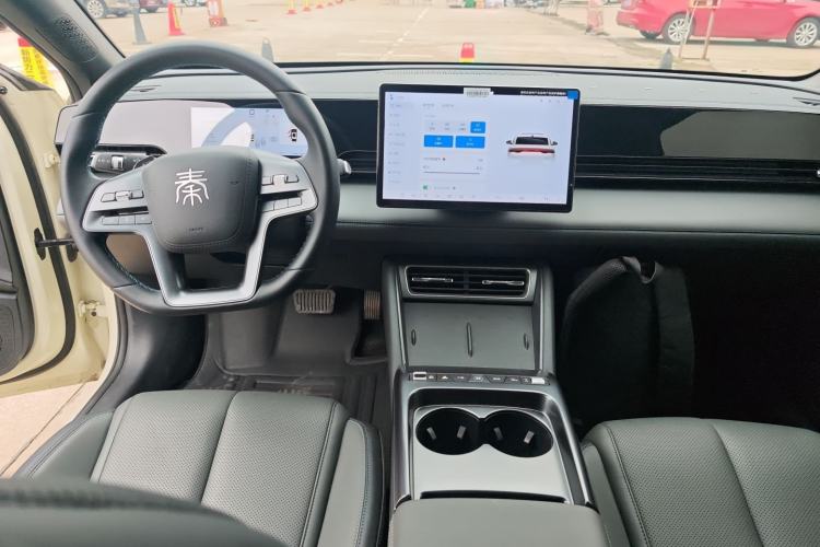 Used BYD Qin L 2025 EV 545KM Beyond Version
