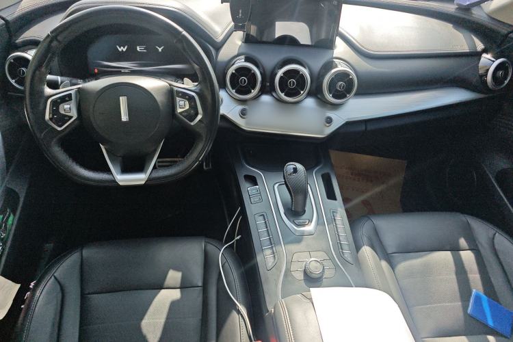 Used Wey VV7 2019 Upgraded Model 2.0T Flagship Version China VI Center Console