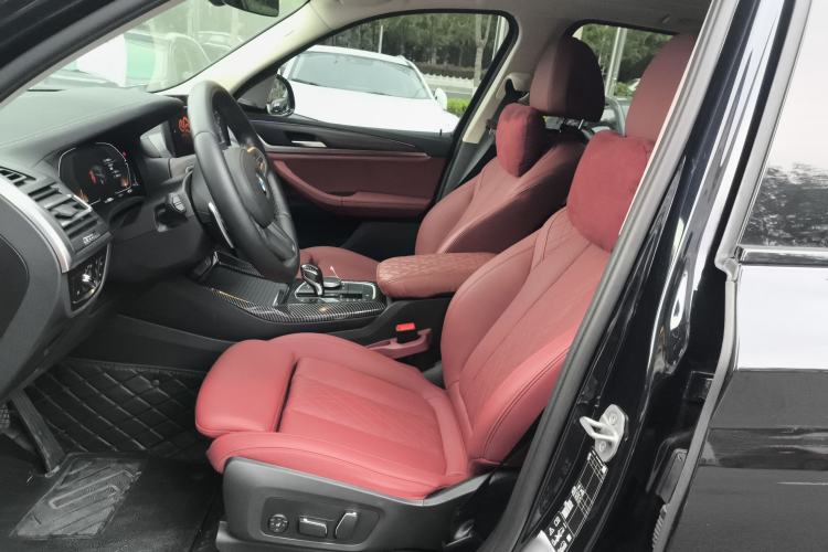 Used BMW X3 2023 Restyled xDrive30i Leading Edition M Night Sky Package Left Front Seat