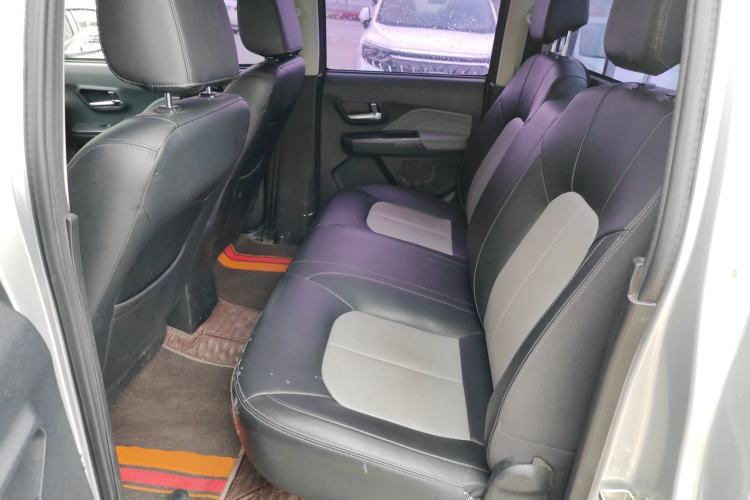 Used Great Wall Wingle 5 2023 "Ganfan" Version 1.5T Gasoline Two-Wheel-Drive Advanced Trim with Long Cargo Bed Left Rear Seat