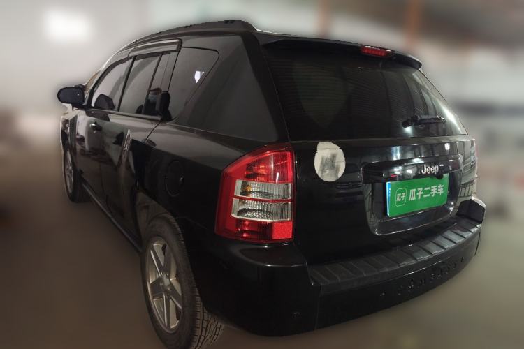 Used Jeep Compass 2010 2.4L four-wheel drive sport version
