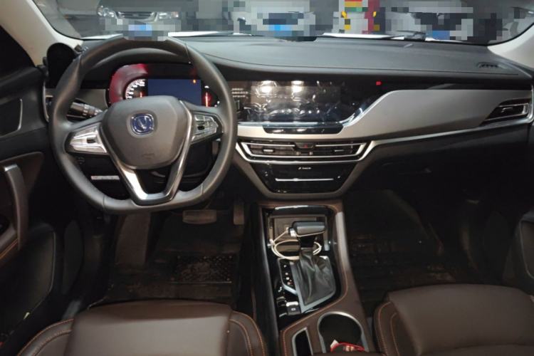 Used CHANGAN CS35PLUS 2018 1.6L Automatic Smart Connect Version China V Standard Center Console