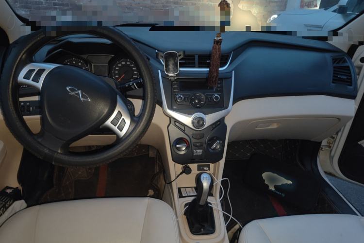 Used Chery Fengyun 2 2013 Hatchback 1.5L Manual Ruiyi Edition