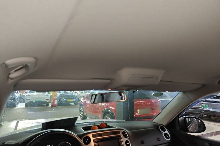 Used Volkswagen Tiguan 2013 1.8 TSI Automatic Two-Wheel Drive Comfort Edition Headliner