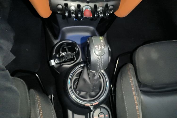 Used MINI MINI 2016 1.5T COOPER SEVEN
