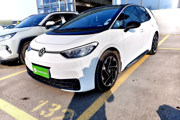 Used Volkswagen ID.3 2025 Smart Model Outstanding Oxygen Edition