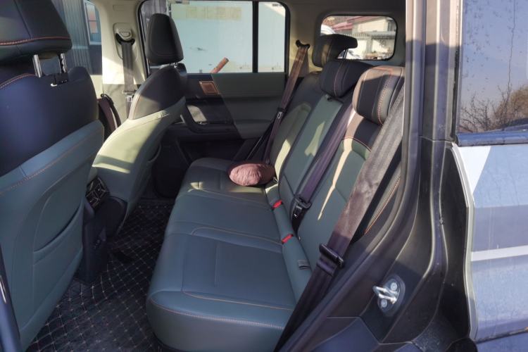 Used iCAR 03 2024 401km Two-Wheel Drive Standard Advanced Version Interior 4