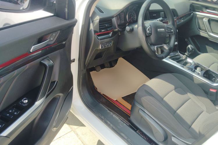 Used Haval H4 2019 1.5 GDIT Manual Elite Smart Connect Version China V Standard
