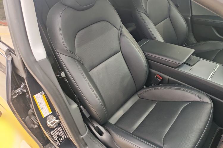 Used Tesla Model 3 2023 Rear-Wheel-Drive Version
