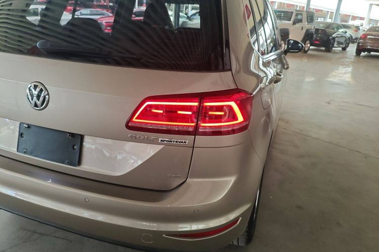 Used Volkswagen Golf Sportsvan 2018 230TSI Automatic Trend Edition Exterior 6