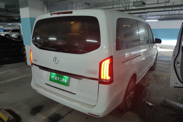 Used Mercedes-Benz V-Class 2016 V 260 Avantgarde Edition