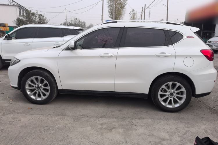 Used Haval H2 2017 Red-Label 1.5T Manual Two-Wheel Drive Luxury Model