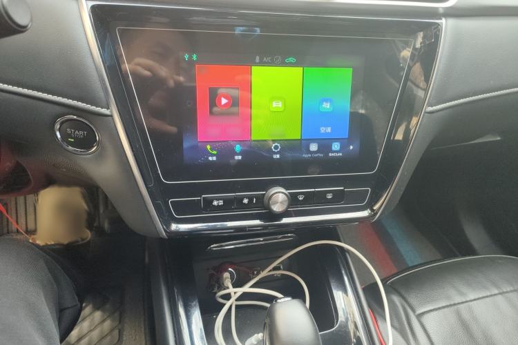 Used Roewe i5 2020 1.5L Automatic 4G Connected Linghao Edition Audio And AC Panel