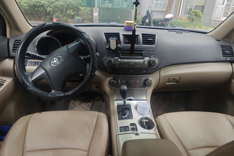 Used Toyota Highlander 2012 2.7L Two-Wheel Drive 7-Seater Elite Edition