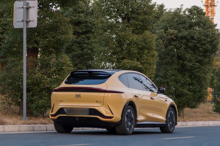 Used IM LS7 2023 90 kWh Elite Rear-Drive Version