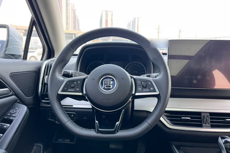 Used BYD Tang 2018 2.0T Automatic Smart Connect Prestige 7-Seater China V Standard
