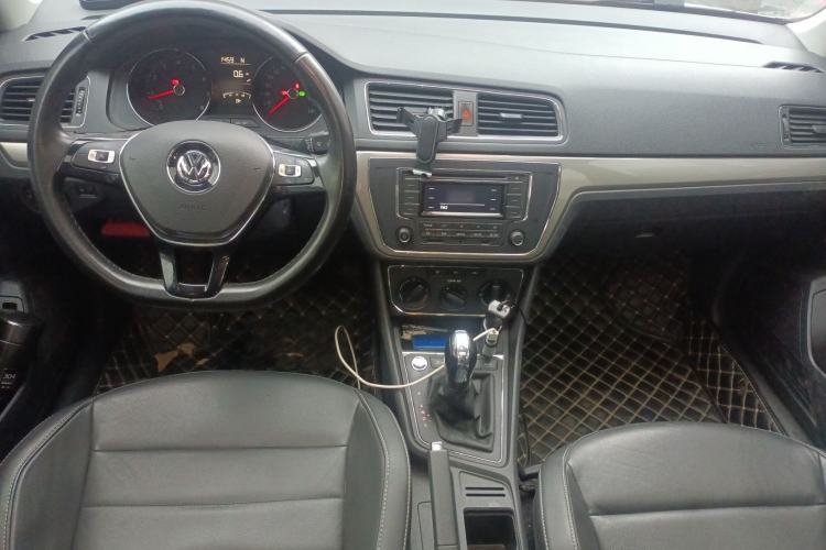 Used Volkswagen Lavida 2017 1.6L Automatic Comfort Edition
