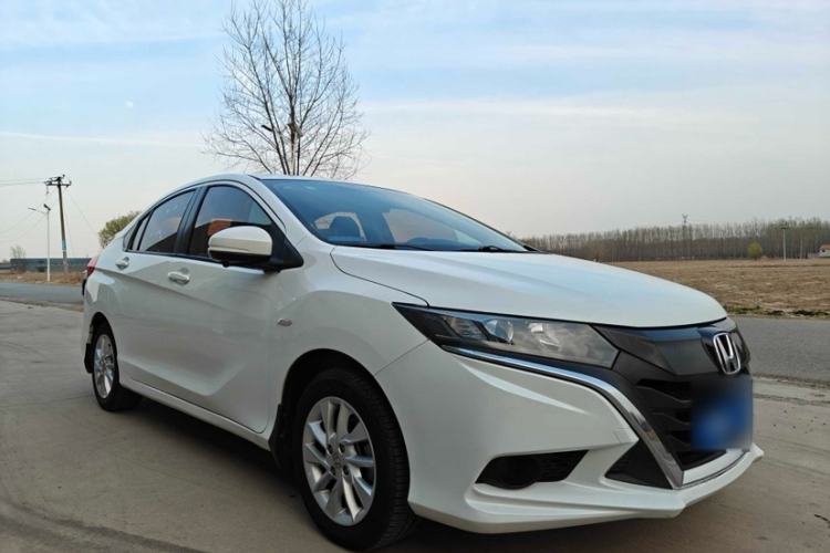 Used Honda Gienia 2017 1.5L CVT Classic Edition Exterior 4