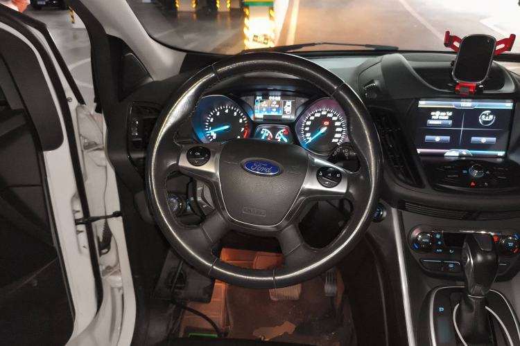 Used Ford Kuga 2015 2.0L GTDi Four-Wheel Drive Elite Model
