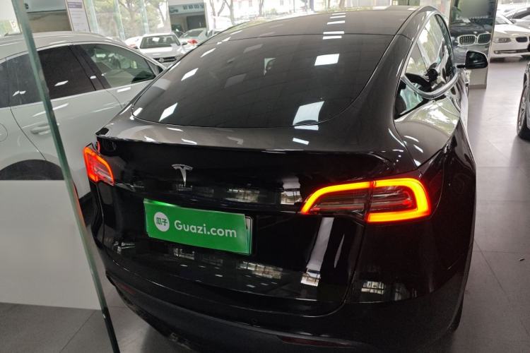 Used Tesla Model Y 2022 Rear-Wheel-Drive Version