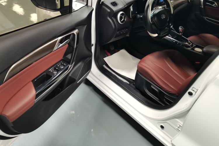 Used BAIC Senova D50 2019 1.5L Manual Prestige Edition China VI
